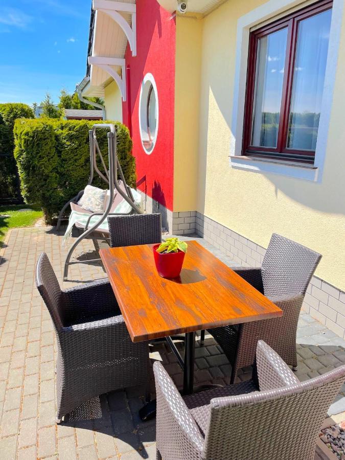 Villa Kamila Мендзиводзе Екстериор снимка